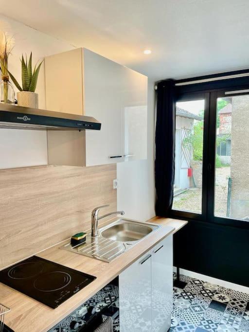 Le Studio Du Port Châteauneuf-sur-Loire Exteriér fotografie